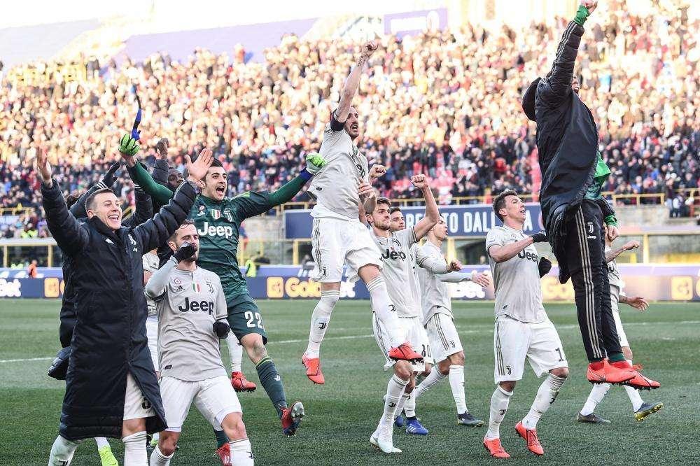 Oliva provoca: "Juve? Il Napoli giocherà in undici contro quattordici come sempre..."