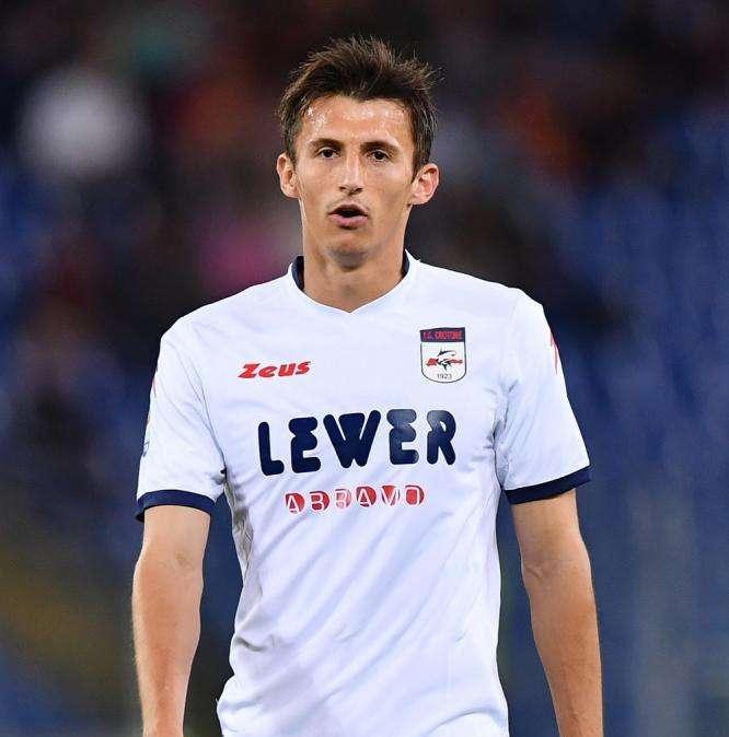 QUI CROTONE - Budimir: "Genoa alle spalle, vogliamo arrivare a domenica con la giusta condizione psico-fisica"