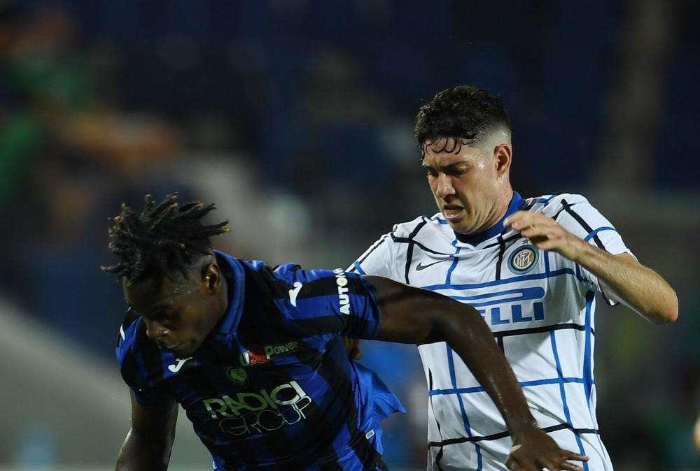 Gazzetta - L'Atalanta può cedere Zapata: servono almeno 50 milioni 
