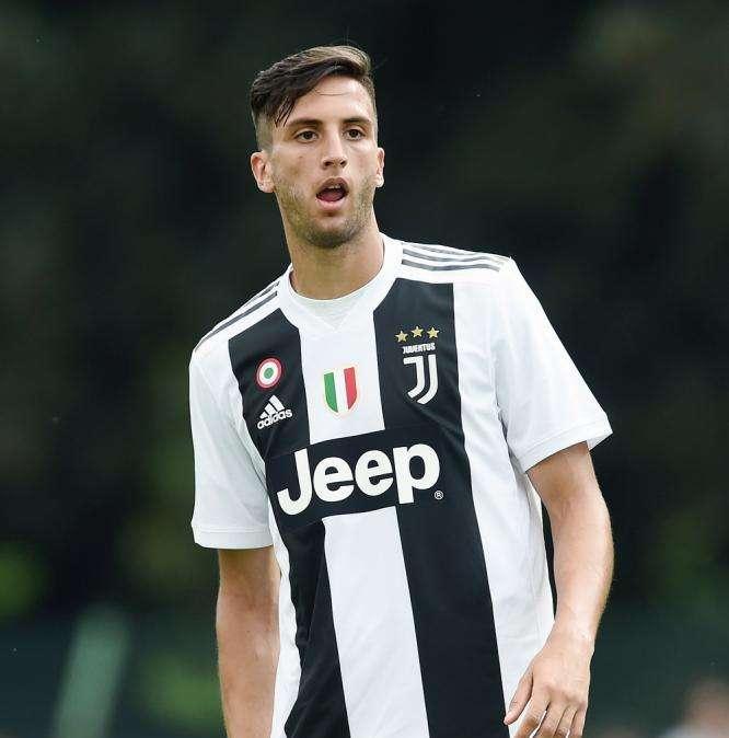 Corriere Torino - Bentancur e la clausola sulla futura rivendita: la Juve punta a risolverla