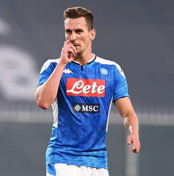 Osimhen ha sostenuto le visite con il Napoli? Milik sempre più verso l'addio