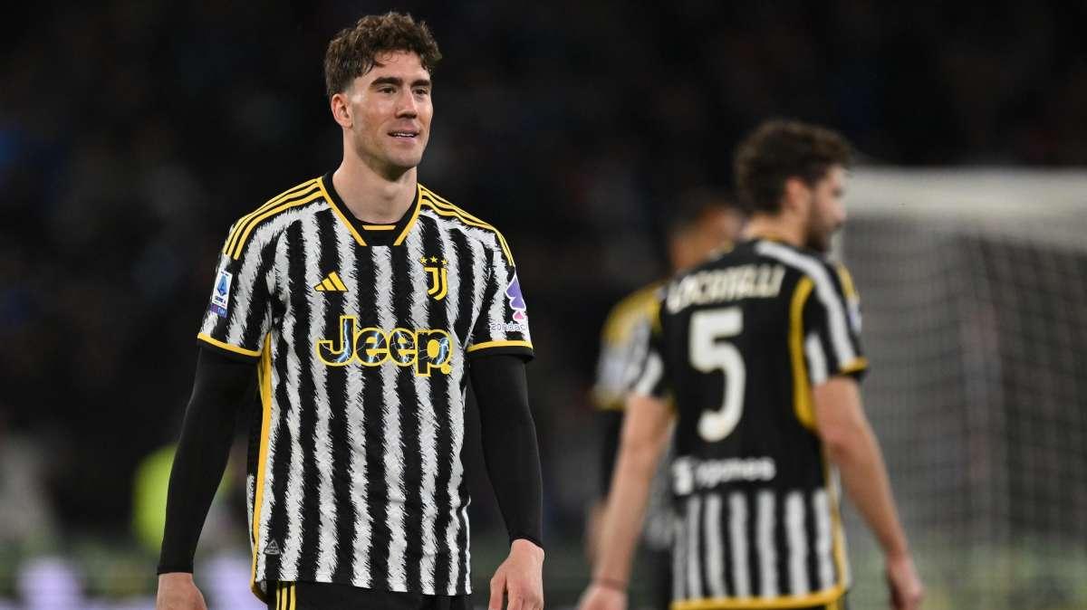 Dilemma Vlahovic, la Juve vuole blindare il serbo?