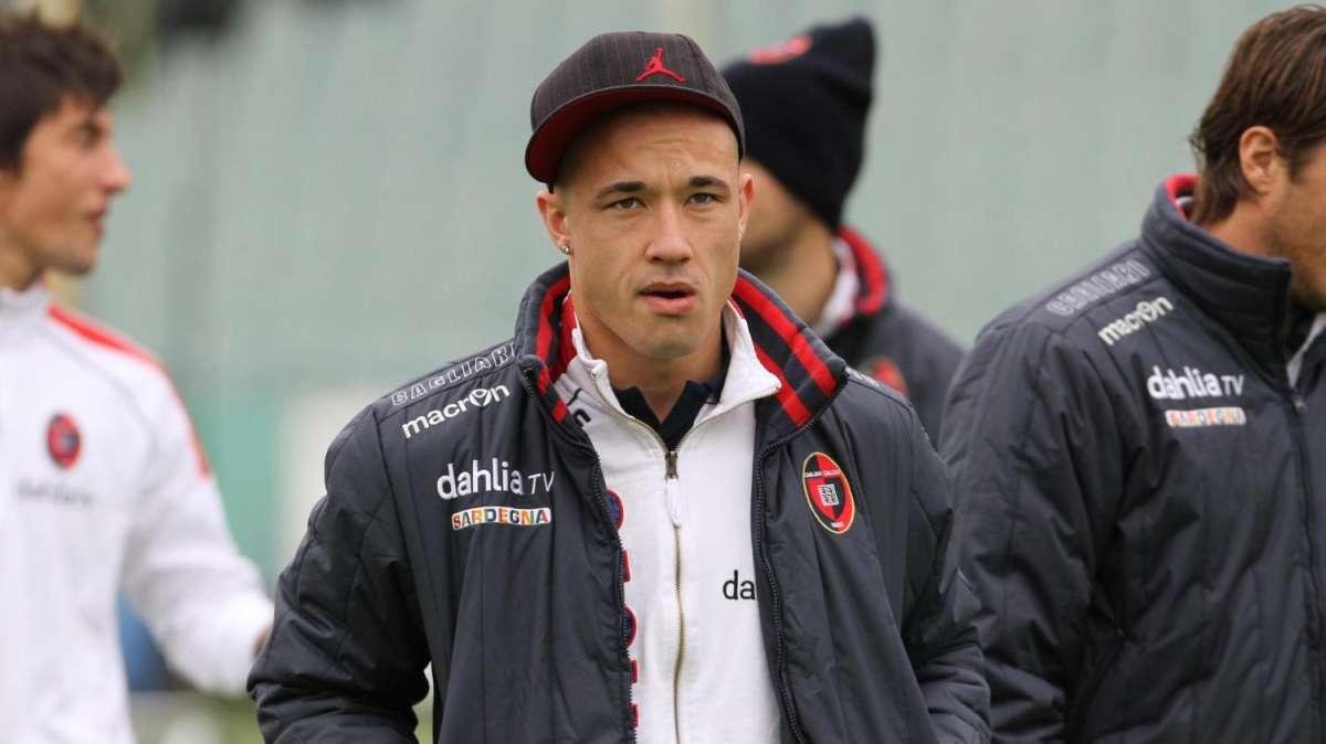 Sportitalia - Pedullà: "Oggi contatto sotterraneo Juve-Cagliari: tra lunedì e martedì Nainggolan sarà bianconero"