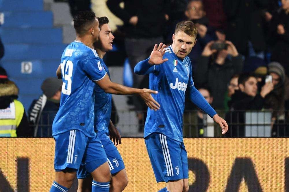 QS - Calcio meno un miliardo, Juve, stipendi tagliati 