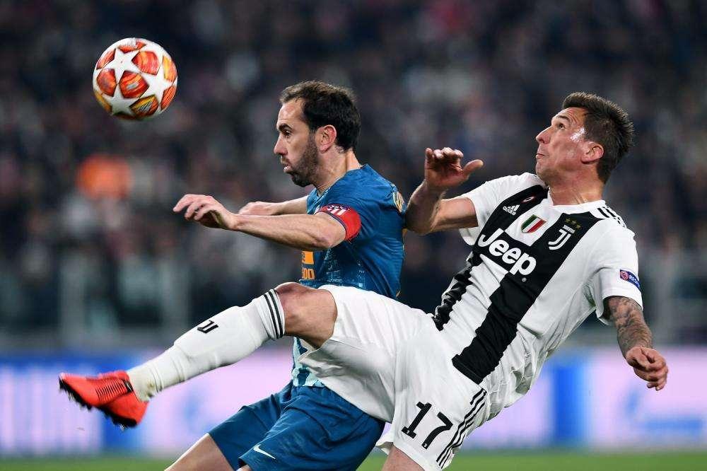 Corriere di Torino - Douglas Costa confermato, Mandzukic no  