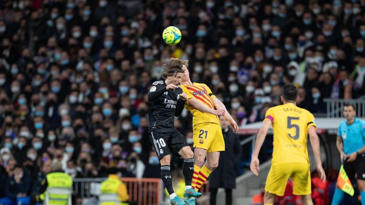 De Jong sblocca il mercato del Barcellona