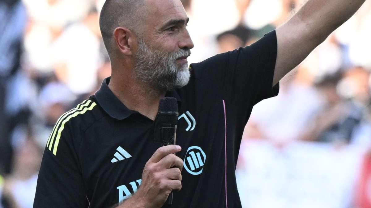 LIVE TJ - TUDOR: “Le sensazioni sono positive. Voglio vedere solidità. Locatelli sarà il capitano, i suoi vice saranno 4. Domani Bremer giocherà. Su Koopmeiners e il mercato…”