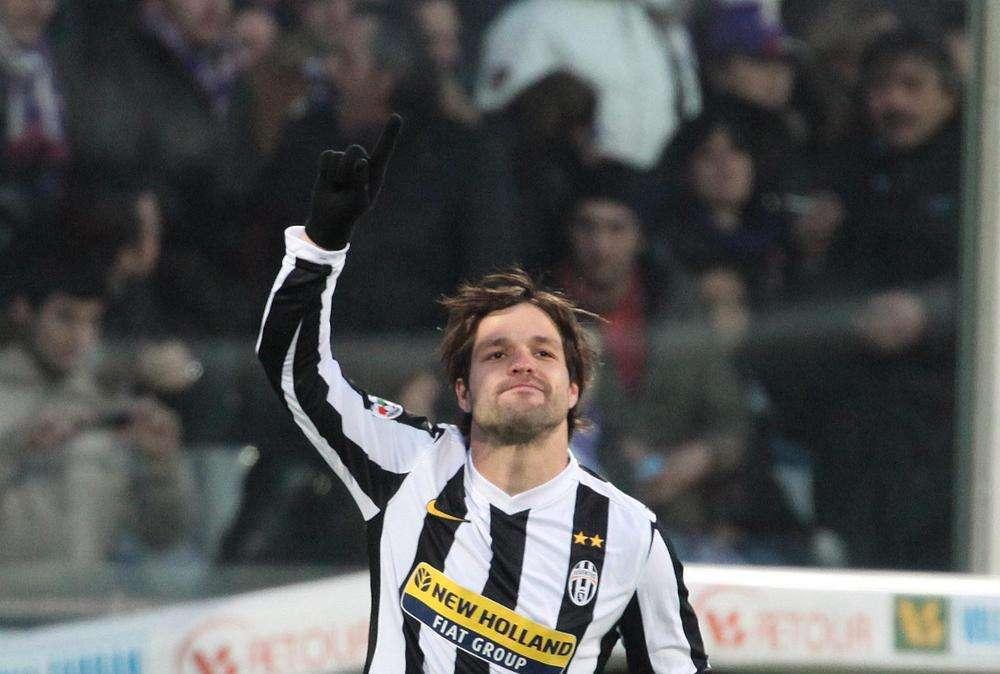La Stampa - Juve, guarda che Diego. Il dilemma: venderlo o no?