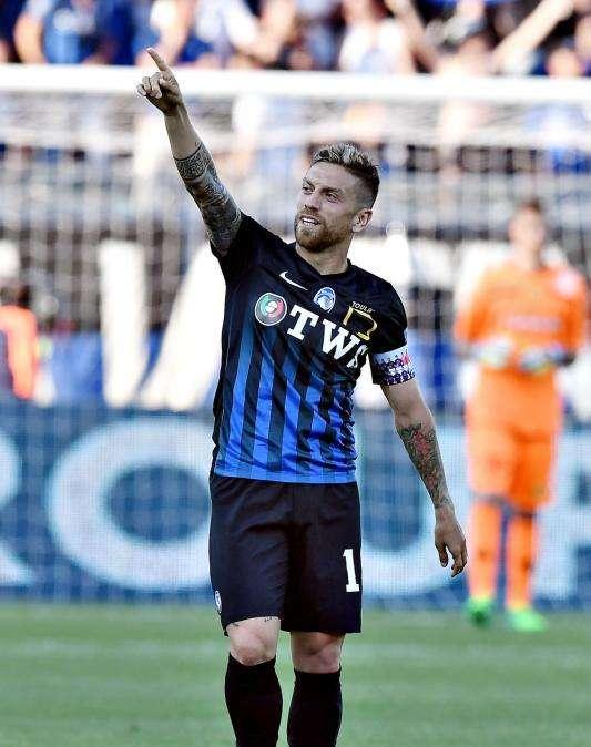 Lazio, nuovo incontro per il Papu Gomez ma Lotito prende tempo e aspetta Keita