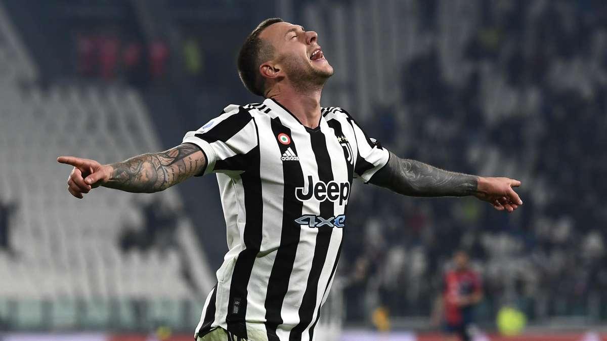 Bernardeschi, priorità al rinnovo con la Juve, ma i bianconeri vogliono un accordo al ribasso