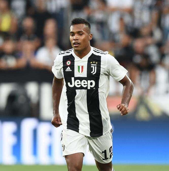 Le10Sport - PSG, assalto ad Alex Sandro a gennaio? 
