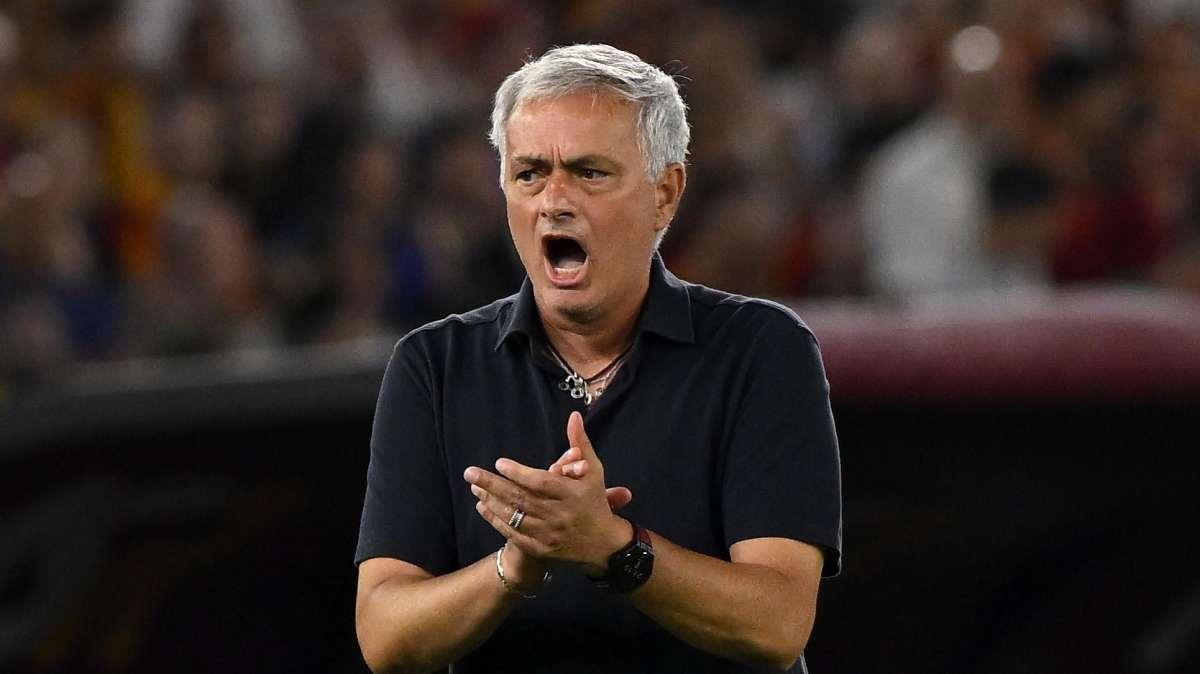 Roma, Mourinho: "Ho guardato la Juve contro l'Atalanta. Quando si è fatto male Bremer..."