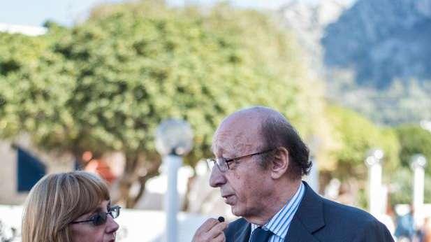 ESCLUSIVA TJ - Luciano Moggi: "L'Italia perde un grande calciatore, non abbiamo un altro Pirlo. Lo vedo dirigente. Juve a -1 fa ben sperare, Higuain incide"