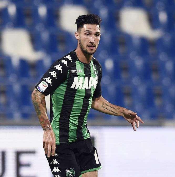 Sky - Salta il giro per Politano al Napoli. Farias resta a Cagliari