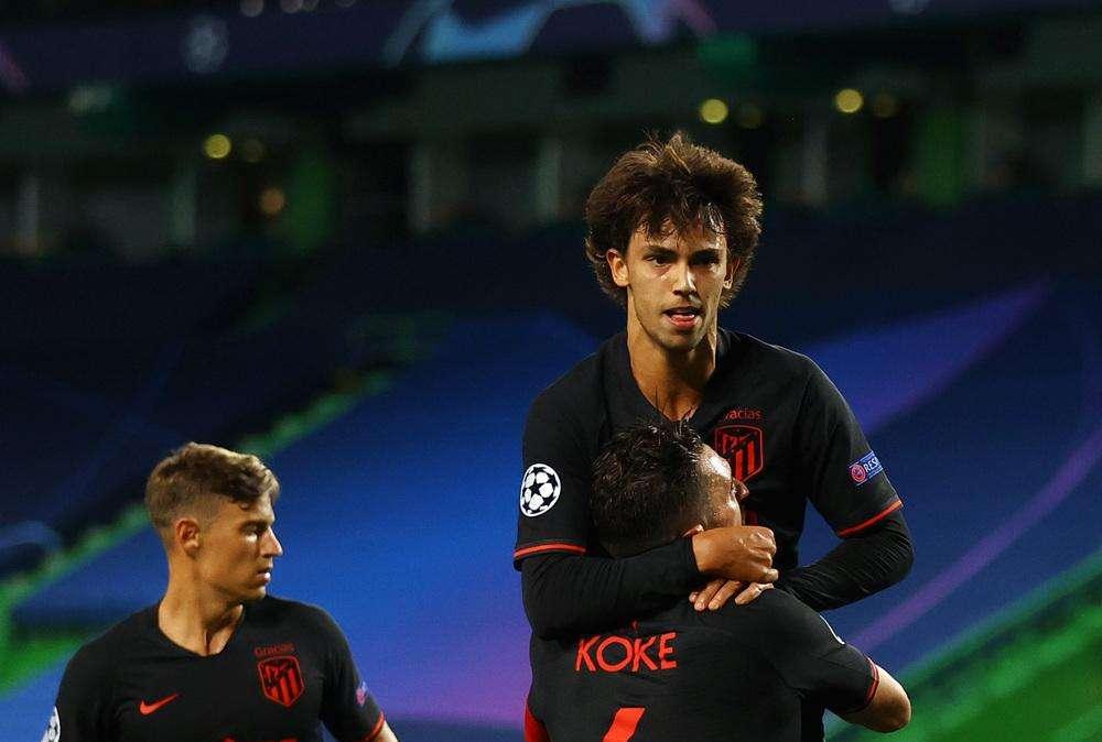 L'Atletico potrebbe proporre lo scambio Joao Felix-Dybala