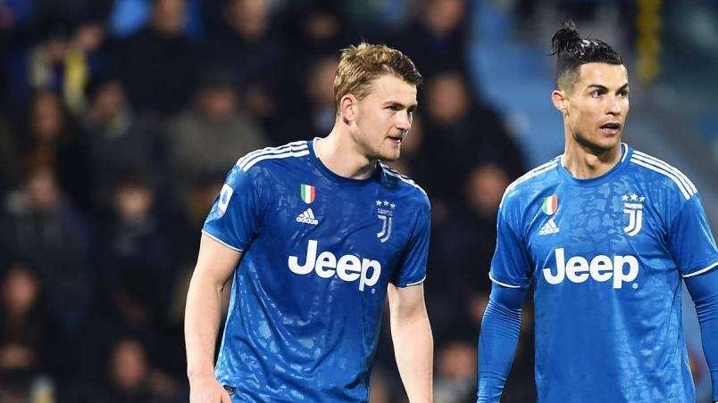 ESCLUSIVA TJ - de Ligt, parla il "suocero" Molenaar: "Lo sento spesso, la Juve si sta prendendo cura di lui. Mercato? Non si è pentito della scelta. E sul merito di Annekee..."