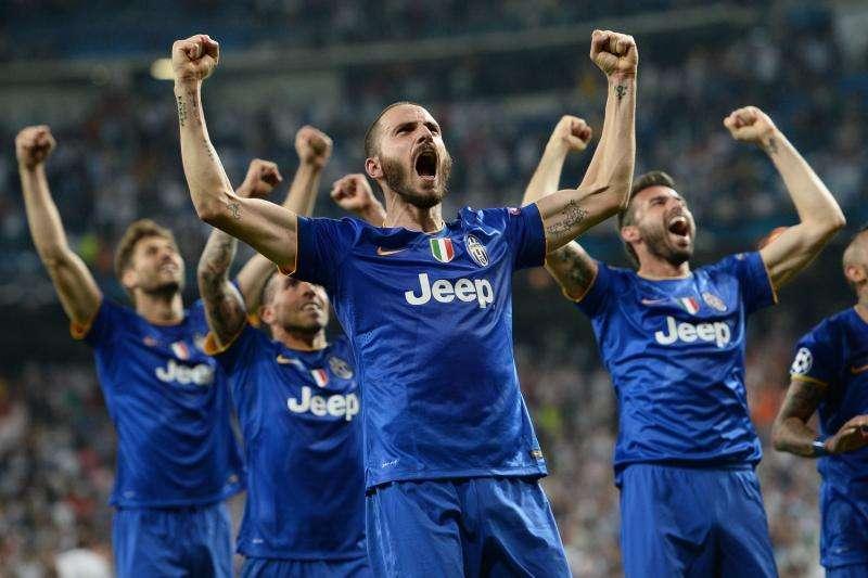 La vignetta di Manente - Bonucci meglio dei...