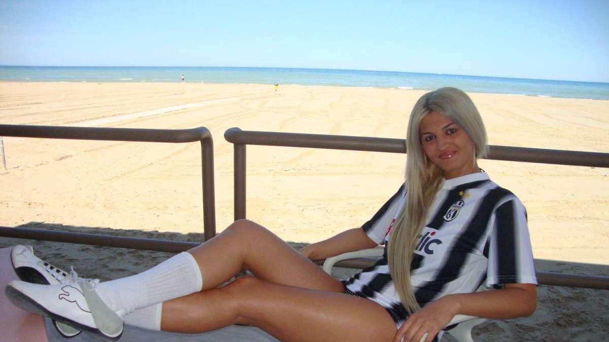 TUTTOJUVE GIRLS- TUTTOJUVE VI PRESENTA: DOINITA MUSTEATA