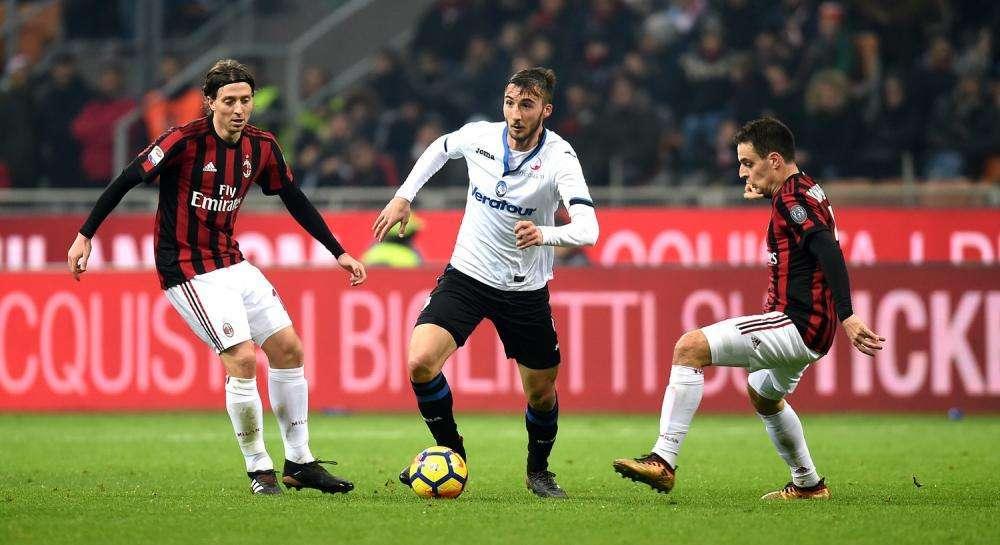 La Stampa - La Juventus si rifà il centrocampo 
