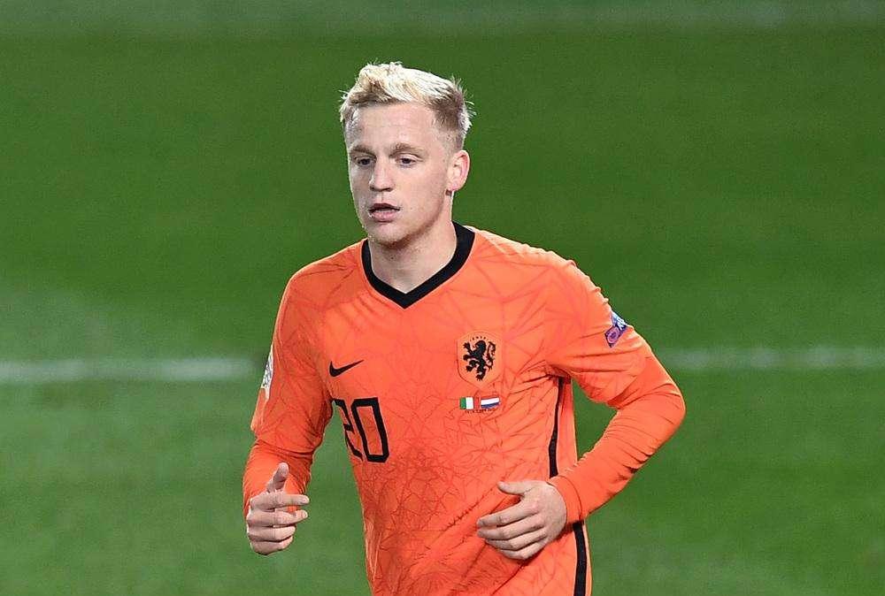 Van de Beek ha mercato in Italia: Juve e Milan sull'olandese