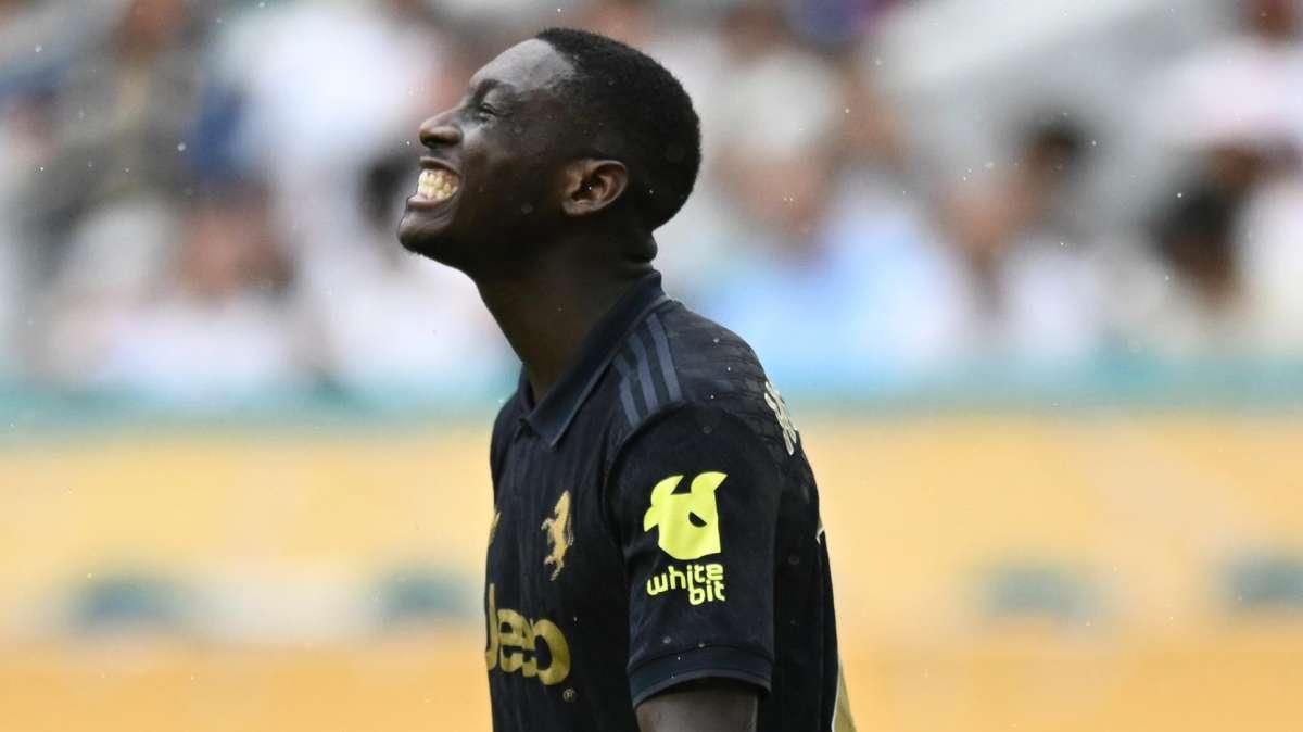 Romano: "Kolo Muani-Juve, serve pazienza. Non risultano contatti per il ritorno di Rabiot"