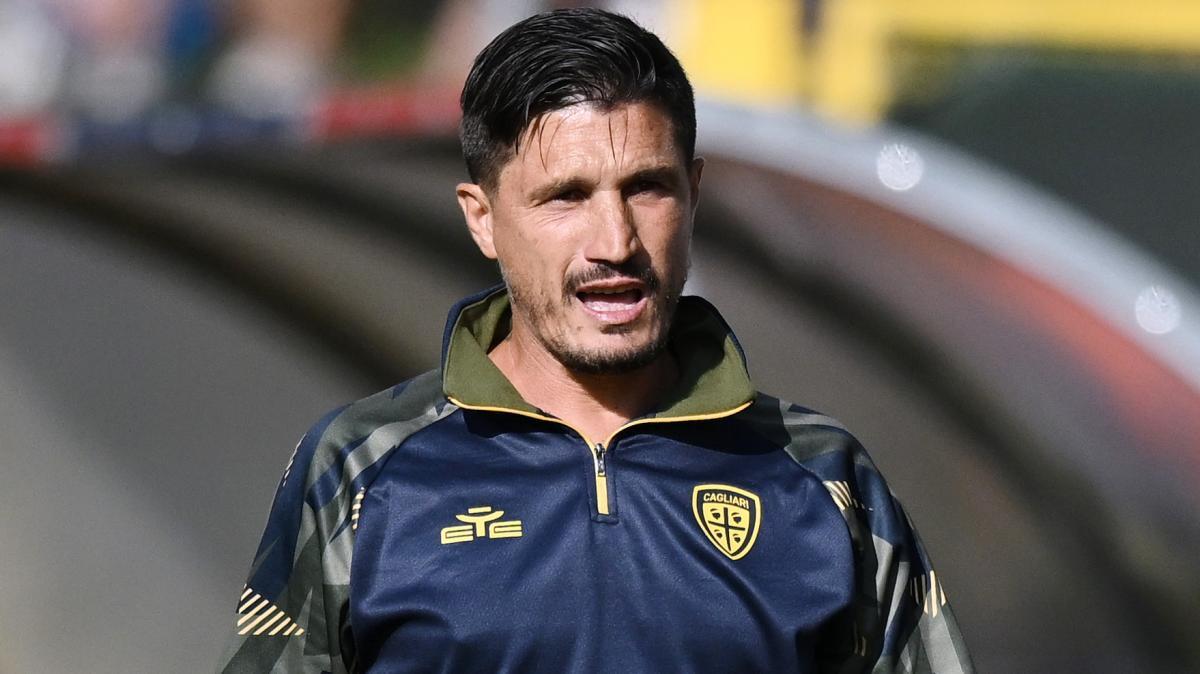 Cagliari al lavoro in vista della Juve, Pisacane riabbraccia Maldini e Romano