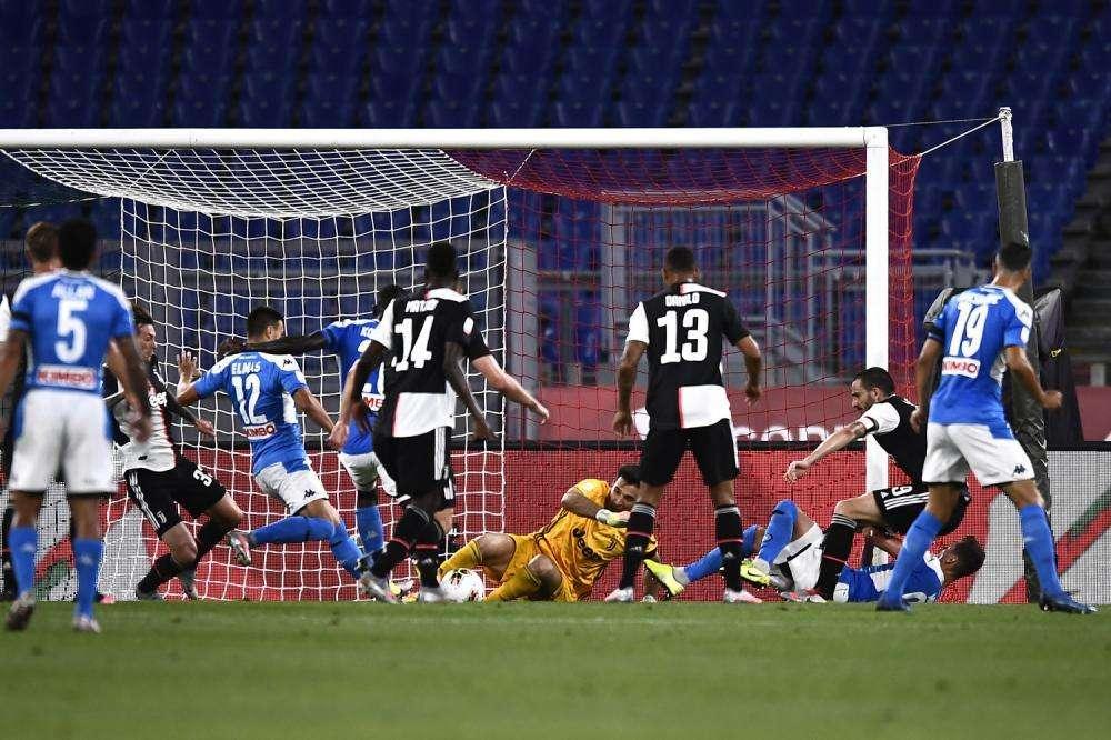 Coppa Italia, Napoli-Juventus 4-2 d.c.r.: le pagelle. Buffon unica luce nel buio dei compagni di squadra