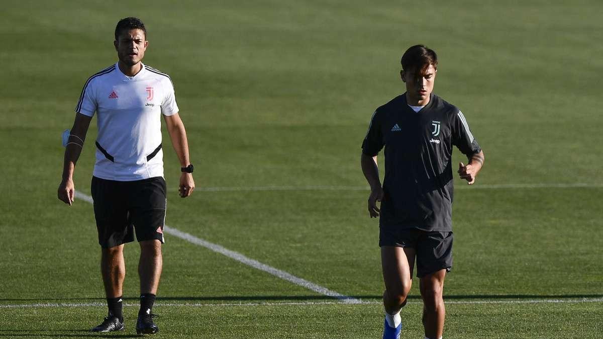 Juventus, seduta tattica in vista di Roma, Dybala in gruppo. Individuale per Morata come da protocollo
