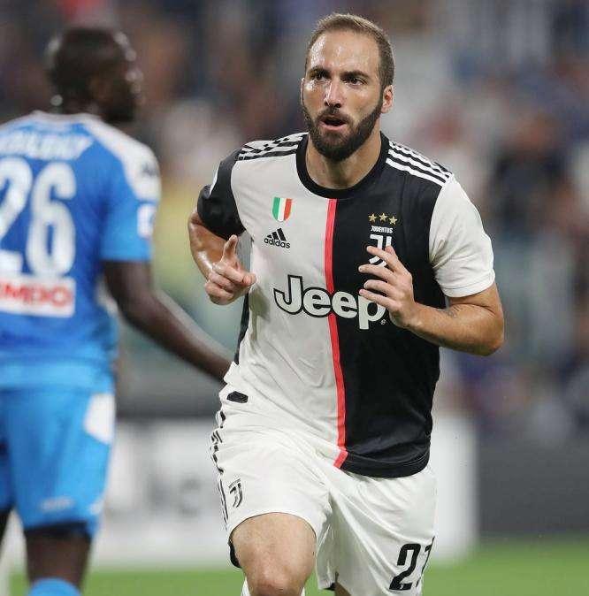 Sabatini: "Troppi luoghi comuni nel confronto tra Sarri e Allegri. Ho visto il grande Higuain di Napoli"