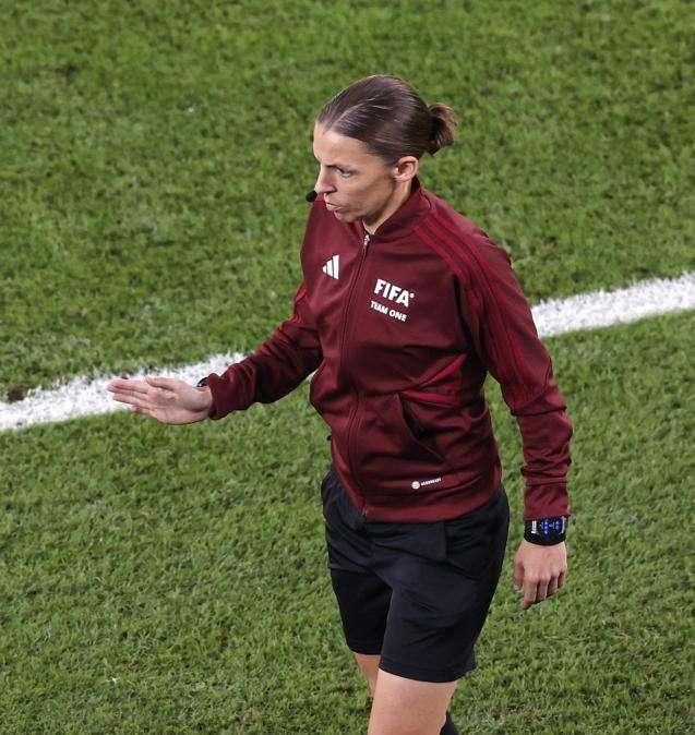 Frappart arbitra Germania, prima volta donna ai Mondiali