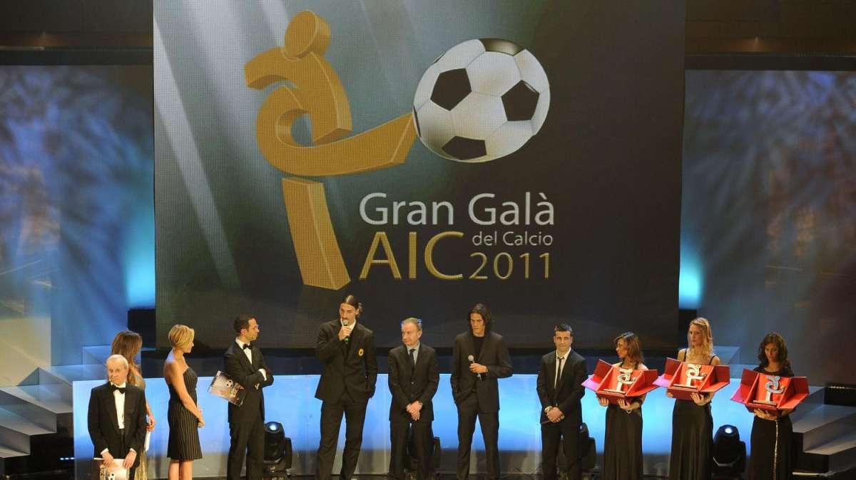 LIVE GRAN GALA' AIC -  MARCHISIO: "Felicissimo di essere l'unico centrocampista italiano premiato. Stagione importante". Allegri: "Scudetto? Juve favorita". Capello: "Conte ha riportato la mentalità vincente che alla Juve è sempre esistita"
