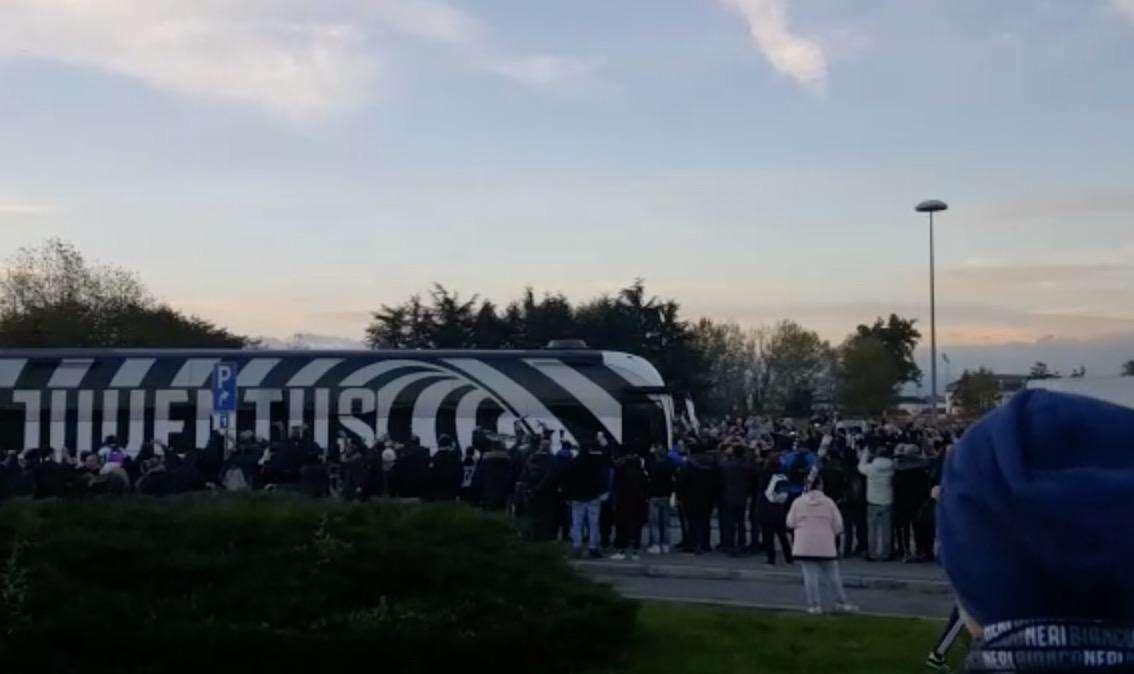 LIVE TJ - L'arrivo dei bianconeri all'Allianz Stadium