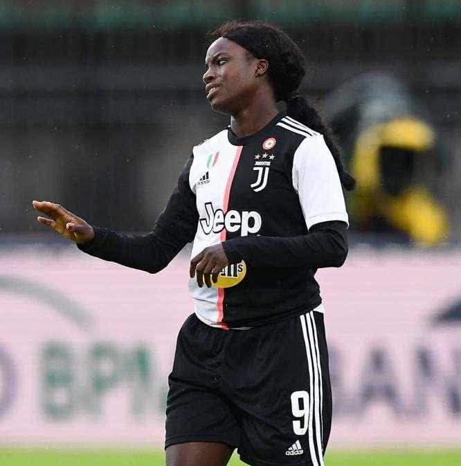 UFFICIALE - Eniola Aluko lascia il calcio: "Grazie calcio per tutto quello che mi hai dato ed insegnato"