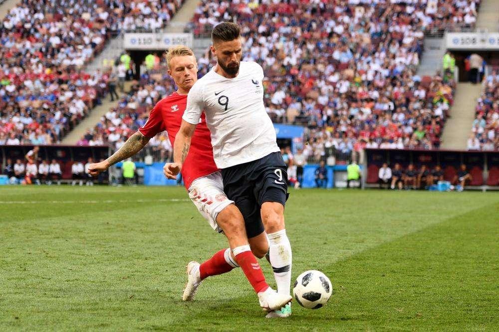 Il Milan si rassegna per Caldara e vira su Kjaer?