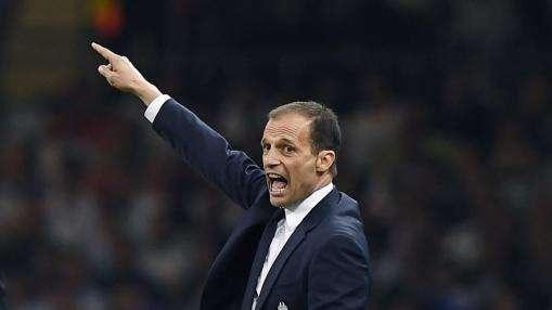 ALLEGRI: "Bonucci sarà leader del futuro. Cardiff? Tornassi indietro farei due o tre cambi nell'intervallo"