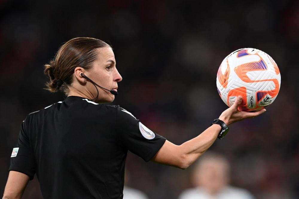 Conference League: Genk-Fiorentina, arbitra la francese Frappart