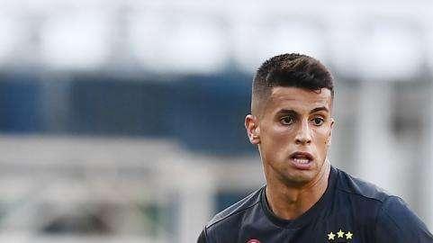 Il Portogallo vince in Polonia con un Cancelo in grande spolvero. Szczesny resta in panchina e assiste agli erroracci di Fabianski