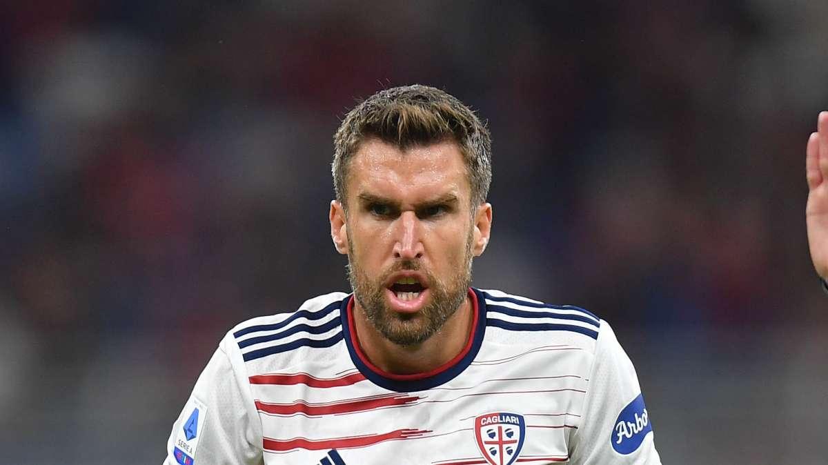 Genoa, infortunio muscolare per Strooman: starà fuori venti giorni. Salta anche la Juventus