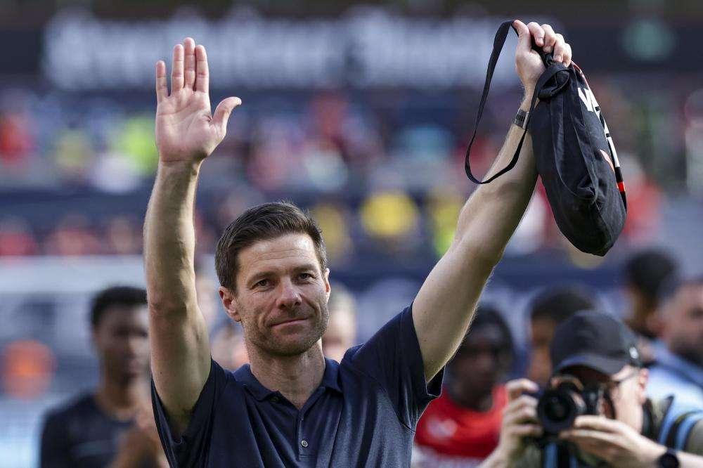 Xabi Alonso subito a Madrid, guiderà il Real al mondiale per club