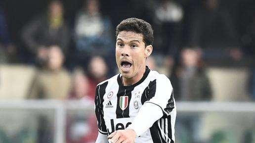 HERNANES: "Sabato dobbiamo portare a casa i 3 punti. Vogliamo arrivare primi nel girone di Champions. Non mi interessano valutazioni sul nostro gioco, contano i numeri"