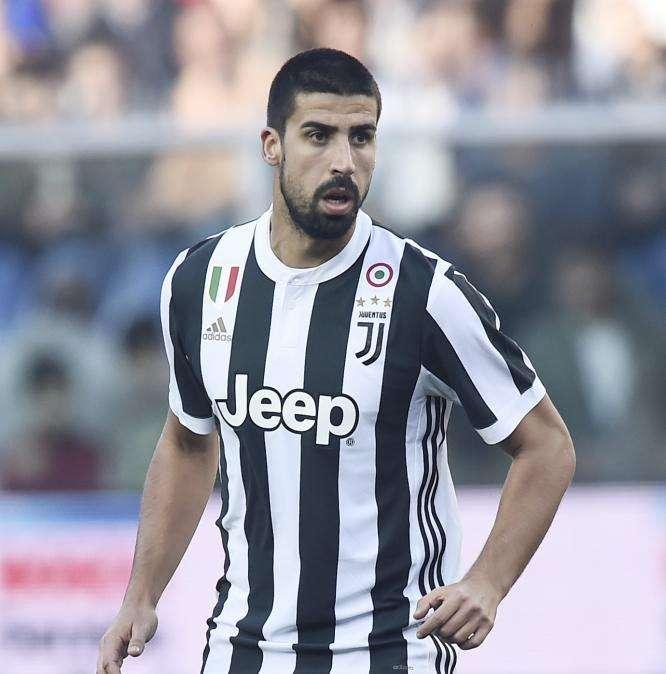 KHEDIRA SU TWITTER: "Dobbiamo continuare a lottare per arrivare tra le prime 16"