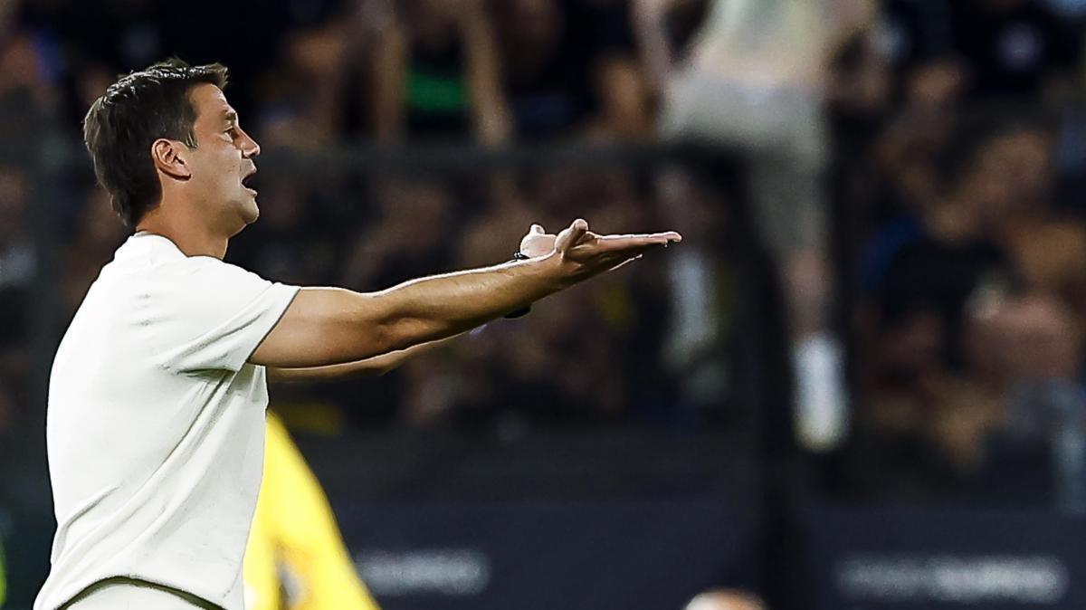 Serie A, Chivu: "Bene la ripresa, sul primo tempo ho detto tutto all'intervallo"