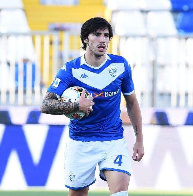 L'Inter non molla Kumbulla e Tonali