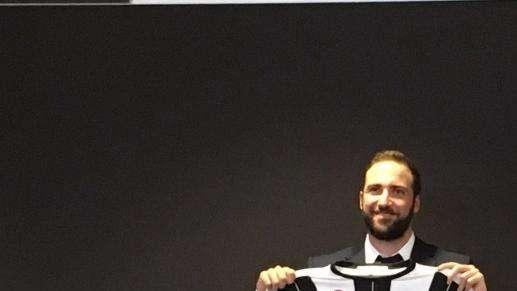 LIVE TJ - HIGUAIN A JTV: "Scelta difficile, ma è quella giusta. La BBC? Con loro spero di imparare ancora. Sogno gol di rabona"