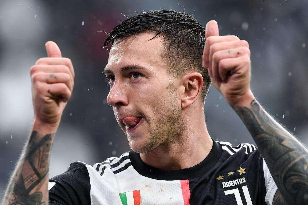 "A Casa con la Juve", ospiti Federico Bernardeschi e Francesca Michielin