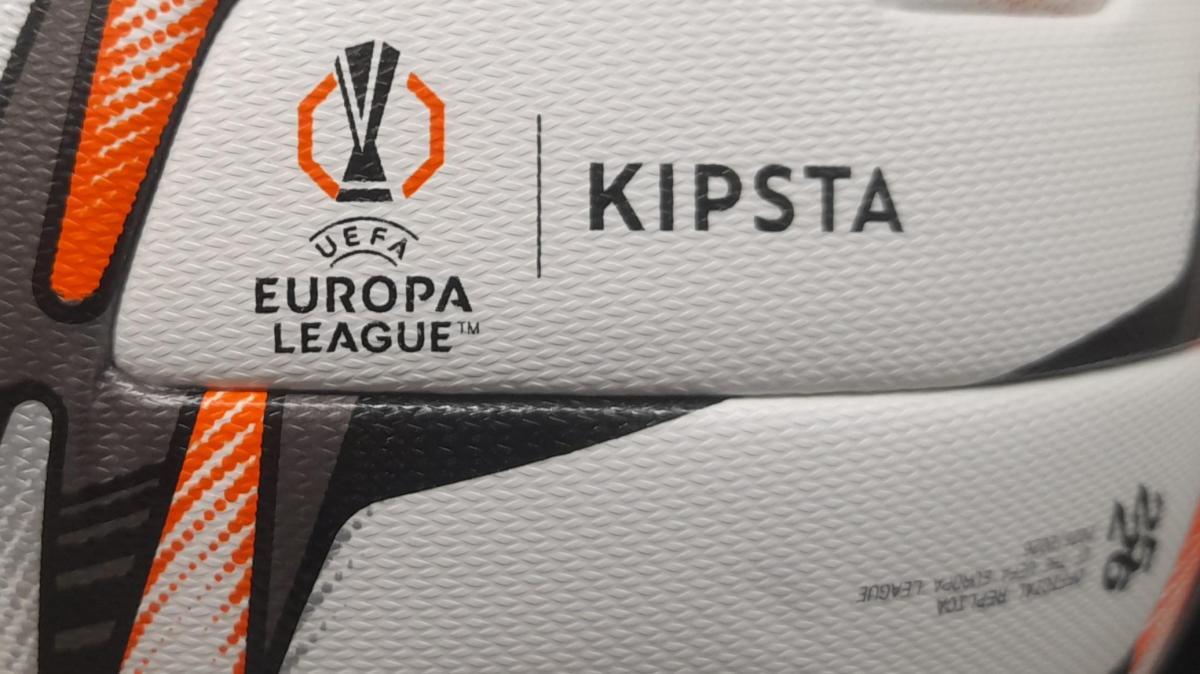 Le avversarie europee, AZ Alkmaar ko contro il Feyenoord