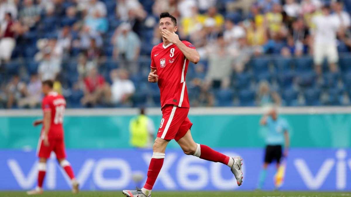 Lewandowski: "Il mio futuro al Bayern? Non mi è stato detto nulla, non è una situazione facile"