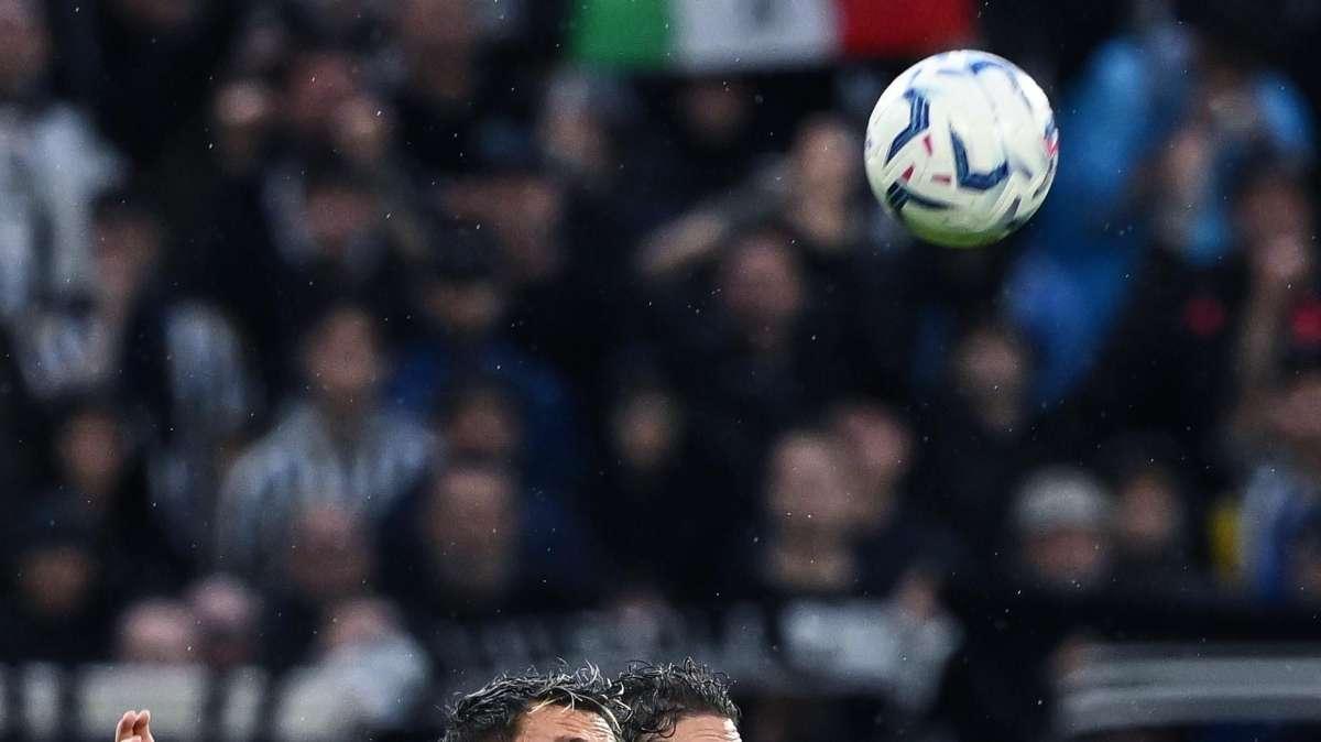 LOCATELLI su Instagram si carica 