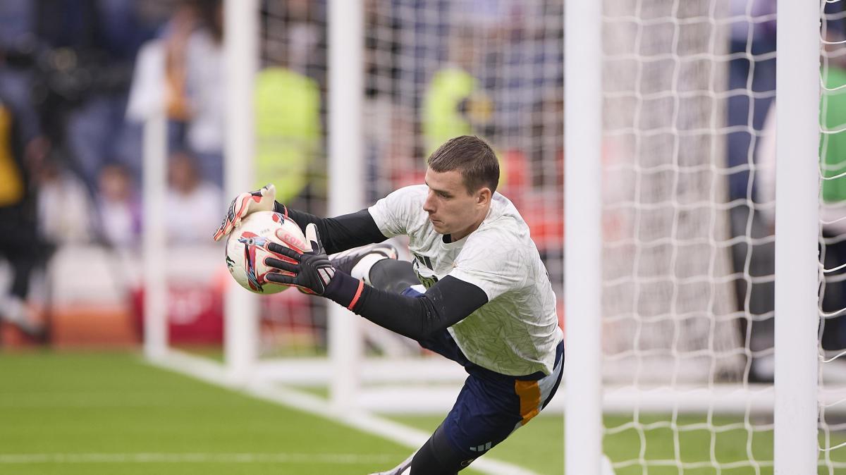 Juve, in porta piace anche Lunin: operazione difficile