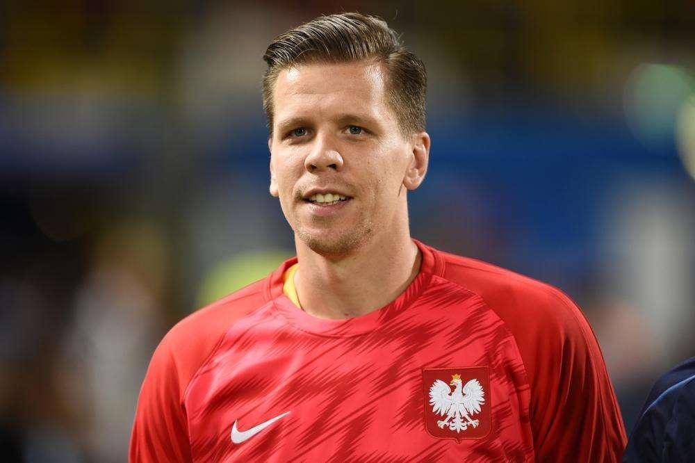 SZCZESNY SU INSTAGRAM : “3 punti importanti prima di Natale”